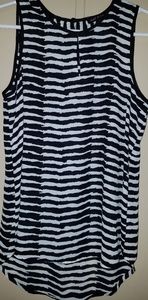 Woman's🌺dressy, professional, or casual sz small